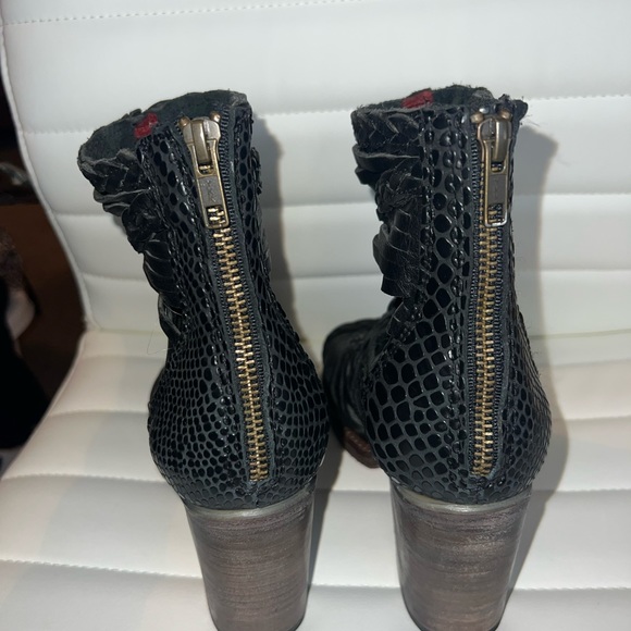 Freebird black leather booties - Picture 6 of 6